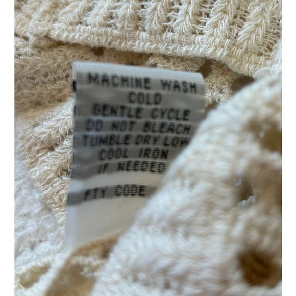 Rebellion Crocheted Cardigan Women's Open Knit Cherries Buttons Cropped Boho M - Picture 6 of 8